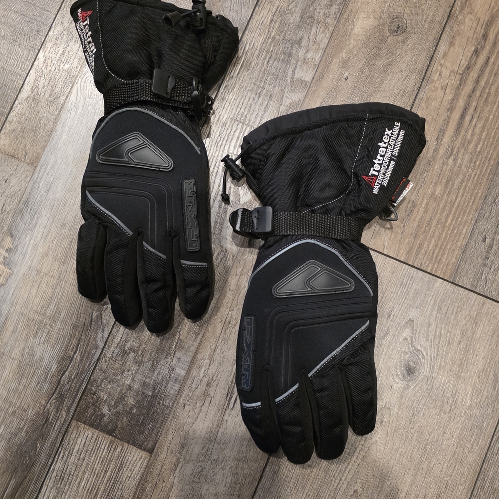 Andes Black Winter Gloves for Men